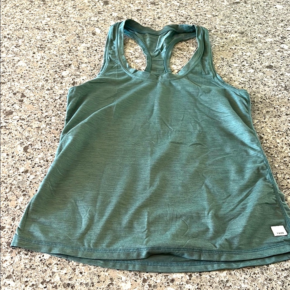 Vuori Racerback Tank
